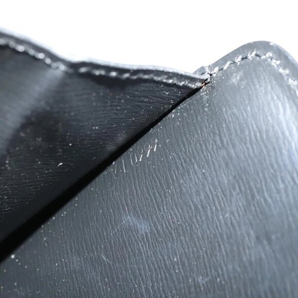 LOUIS VUITTON Epi Capuchin Shoulder Bag Black M52342 LV Auth 129355 - Picture 13 of 15